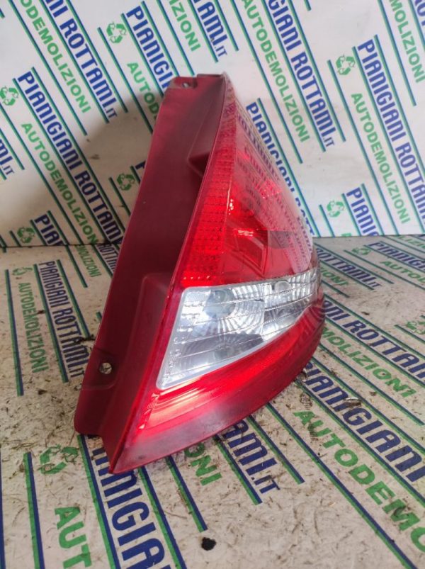 Faro Posteriore Destro Ford Fiesta 2010