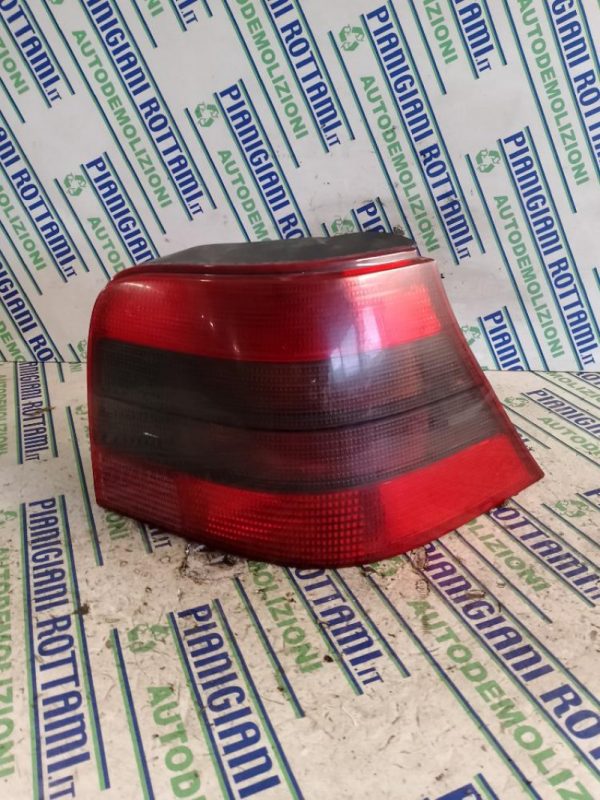 Faro Posteriore Destro Volkswagen Golf IV 2002