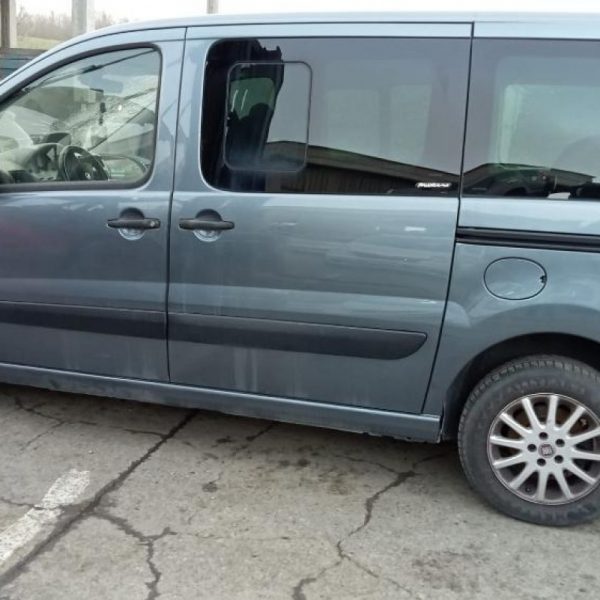 Faro anteriore Fiat Scudo 2007