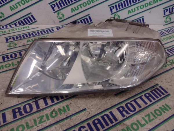 Faro Anteriore Sinistro Skoda Octavia 2009