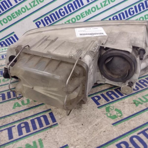 Faro Anteriore Sinistro Skoda Octavia 2009