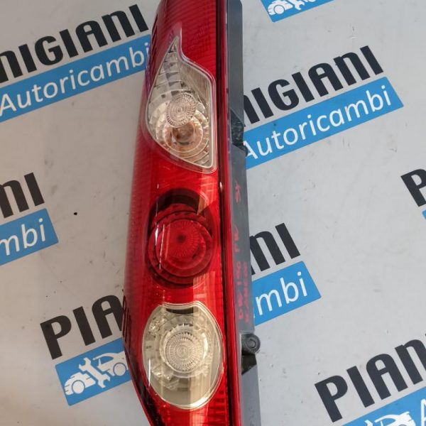 Faro Posteriore Sinistro Renault Kangoo 2009