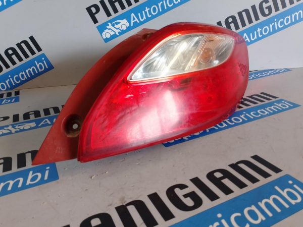 Faro Posteriore Destro Mazda 2 2012