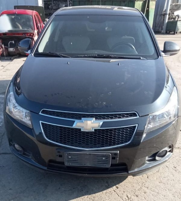Chevrolet Cruze | Veicolo intero