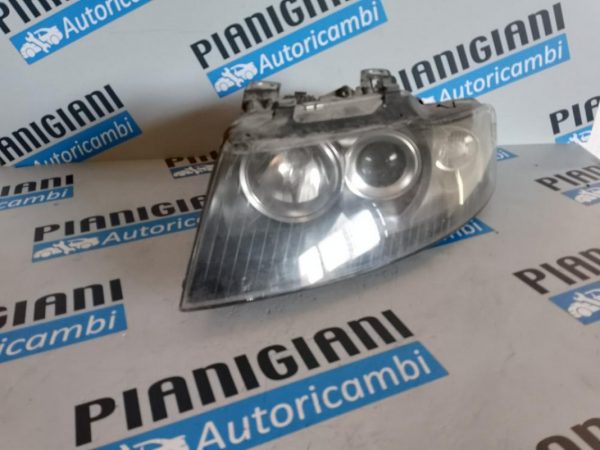 Faro Anteriore Sinistro Audi A4 2003