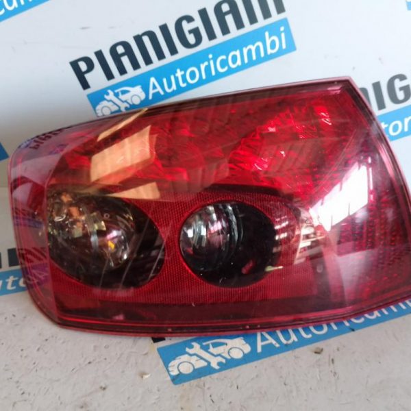 Faro Posteriore Sinistro Peugeot 407 2006