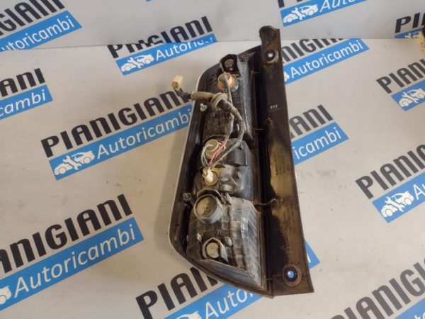 Faro / Fanale Posteriore Destro Renault Twingo 2011