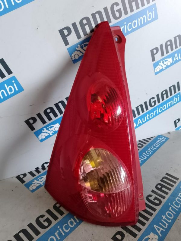 Faro Posteriore Sinistro Peugeot 107 2010