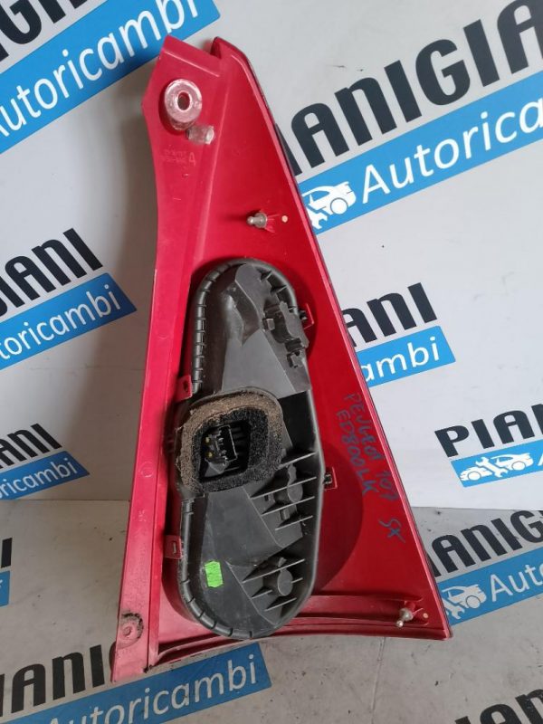 Faro Posteriore Sinistro Peugeot 107 2010