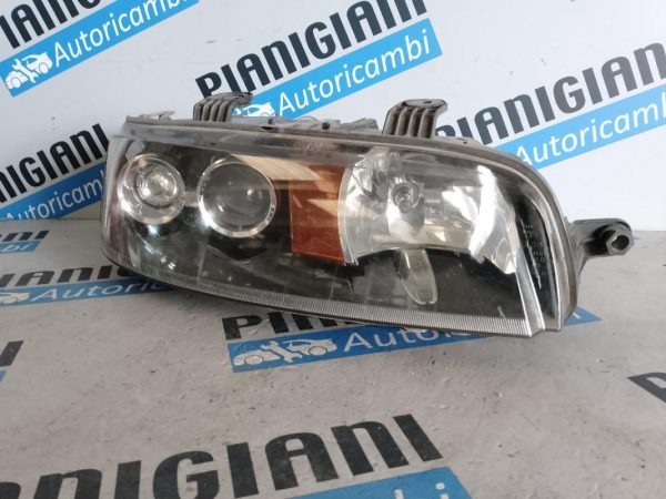 Faro Anteriore Destro Fiat Punto 2000