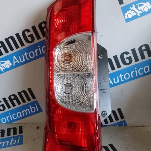 Faro Posteriore Sinistro Fiat Fiorino 2011