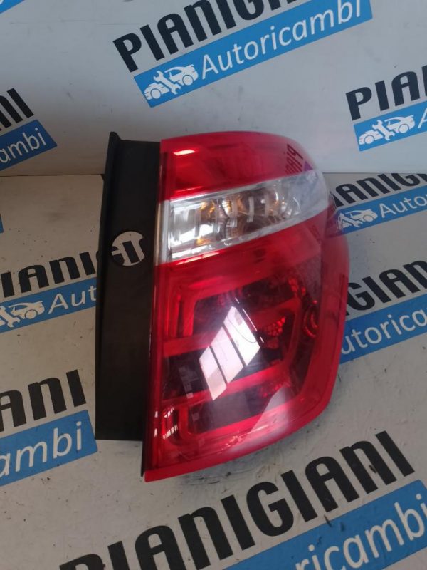 Faro Posteriore Destro Citroen C4 Picasso 2010