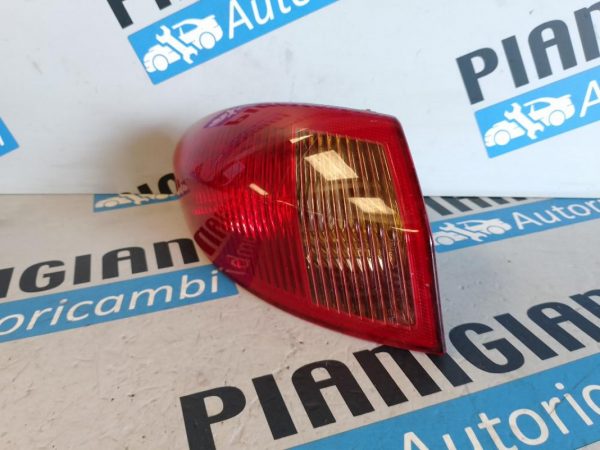 Faro Posteriore Sinistro Alfa Romeo 147 2008