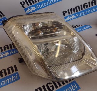 Faro / Proiettore Anteriore Destro Citroen C2 2005