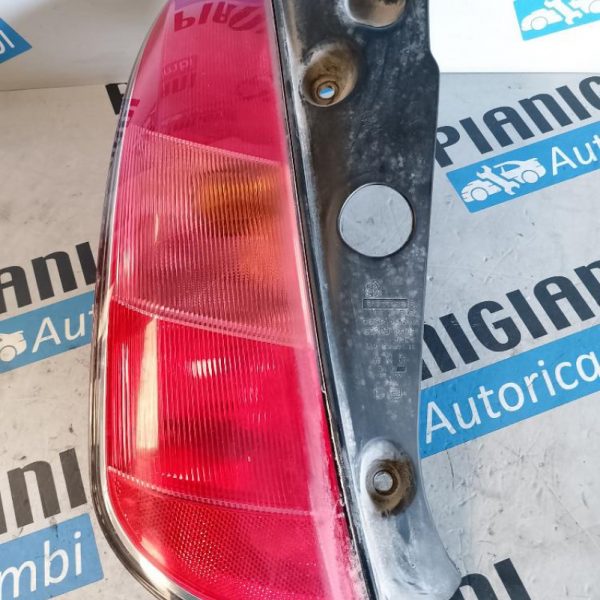 Faro Posteriore Sinistro Lancia Ypsilon 2005