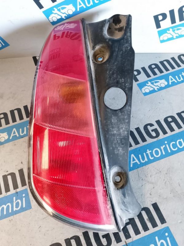 Faro Posteriore Sinistro Lancia Ypsilon 2005