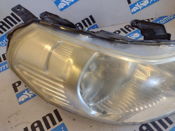 Faro Destro Suzuki SX4 2012