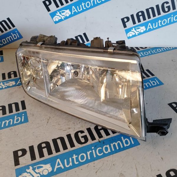 Faro Anteriore Destro Skoda Fabia 2001