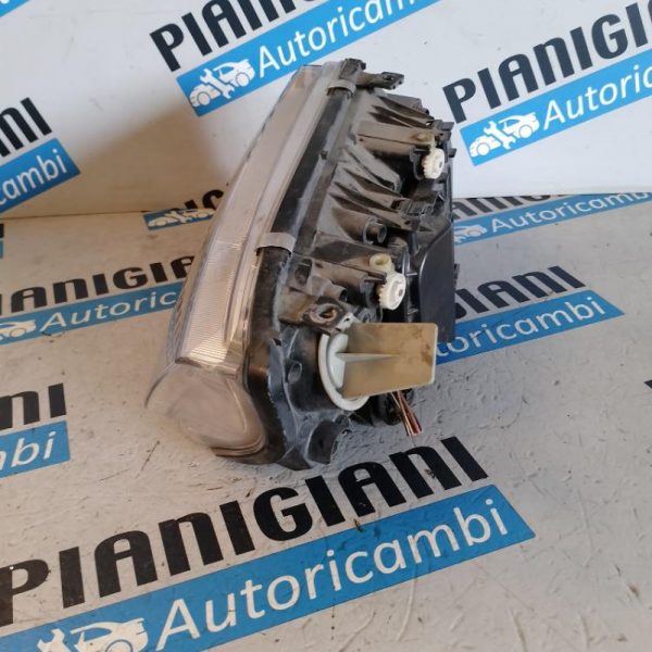 Faro Anteriore Sinistro Skoda Fabia 2001