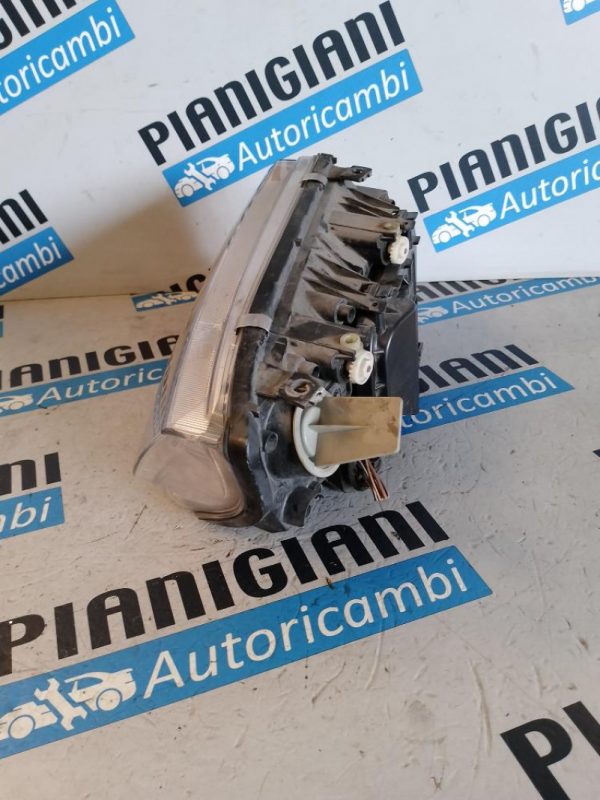 Faro Anteriore Sinistro Skoda Fabia 2001