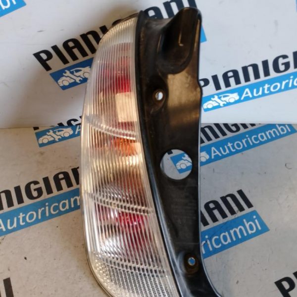 Faro Posteriore Sinistro Lancia Ypsilon 2008