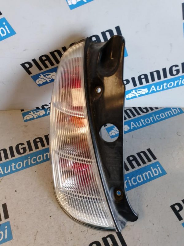 Faro Posteriore Sinistro Lancia Ypsilon 2008