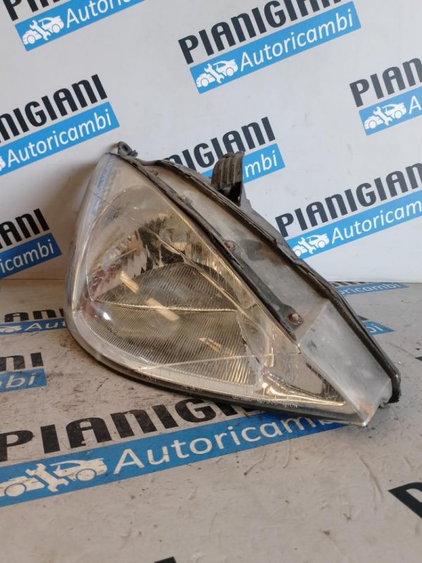 Faro Anteriore Destro Ford Focus SW 2001