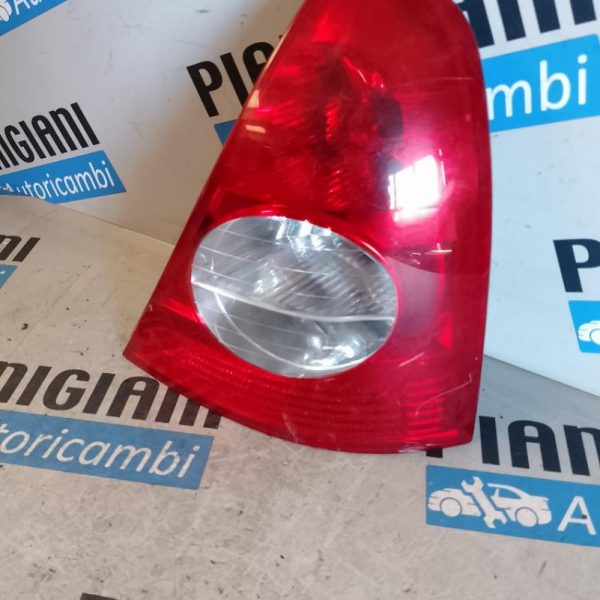 Faro Posteriore Destro Renault Clio 2003