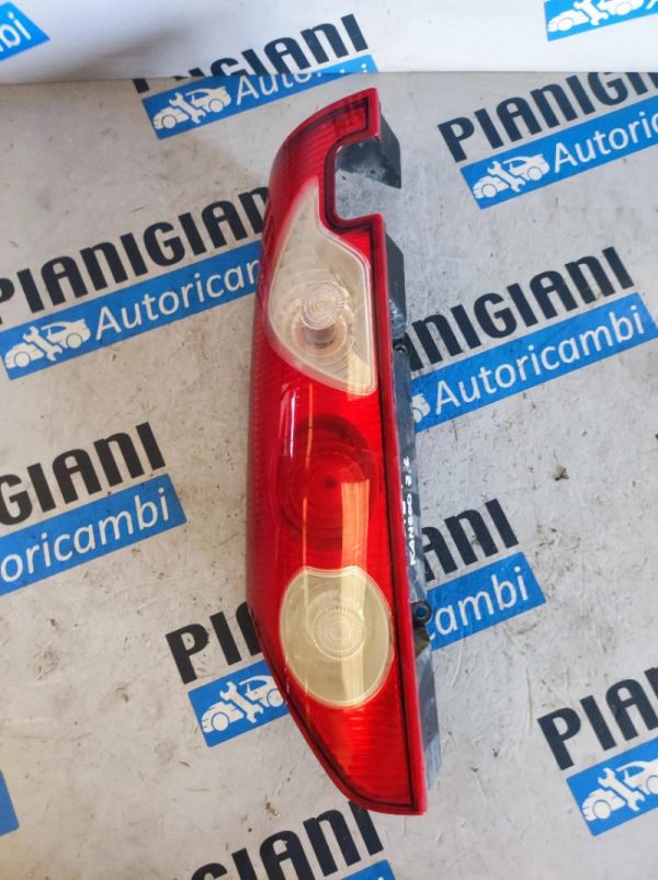 Faro Posteriore Sinistro Renault Kangoo 2014