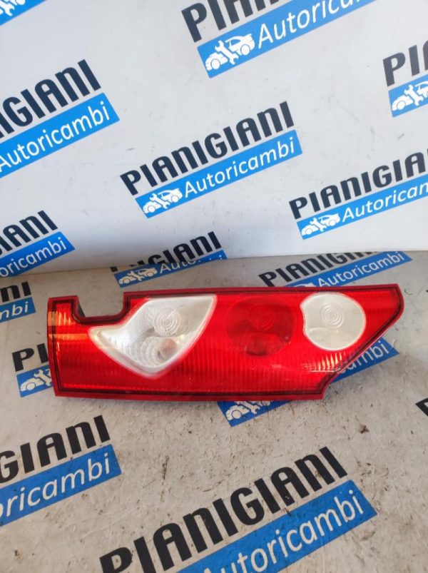 Faro Posteriore Sinistro Renault Kangoo 2014