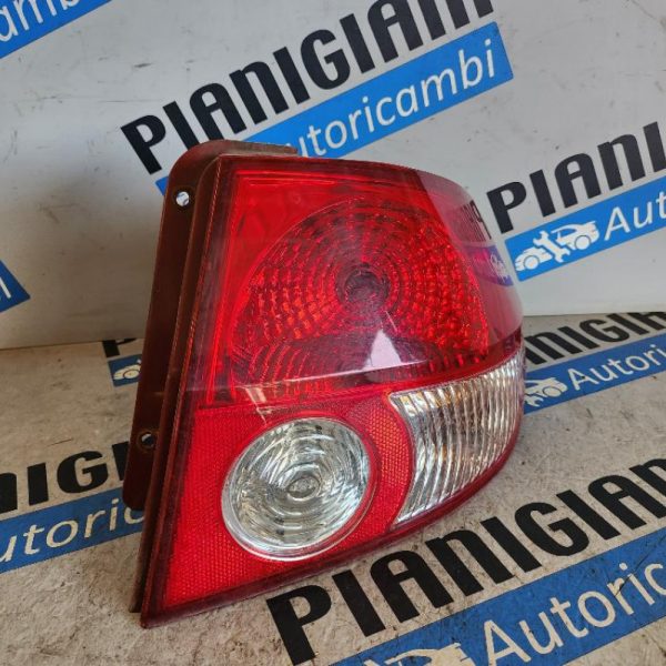 Faro Posteriore Destro Hyundai Getz 2003