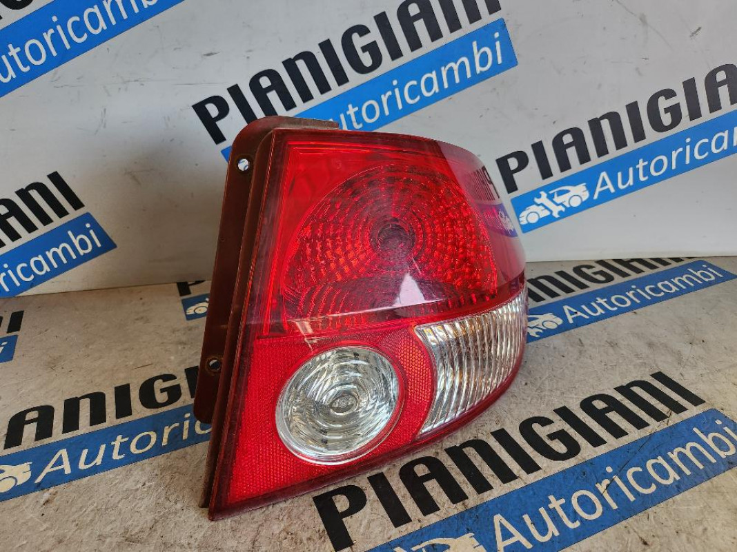 Faro Posteriore Destro Hyundai Getz 2003