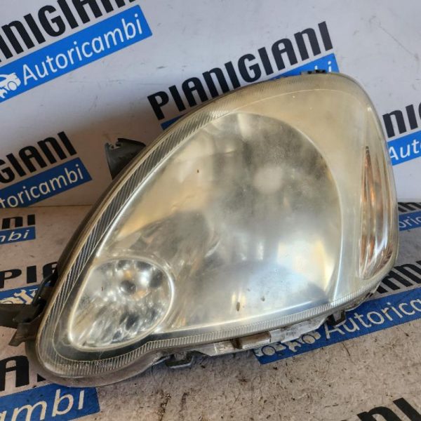 Faro Anteriore Sinistro Toyota Yaris 2005