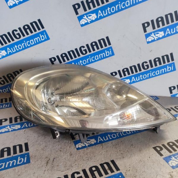 Faro Anteriore Destro Renault Trafic 2009