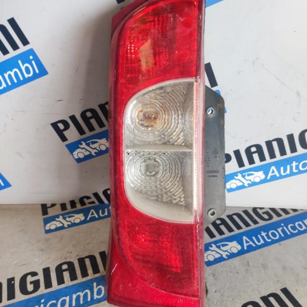 Faro Posteriore Sinistro Fiat Fiorino 2011