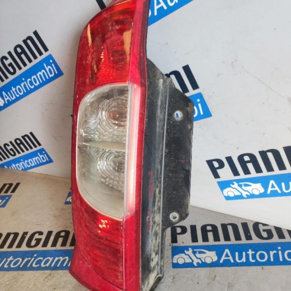 Faro Posteriore Sinistro Fiat Fiorino 2011