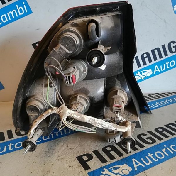 Faro Posteriore Destro Chrysler 300M 2001