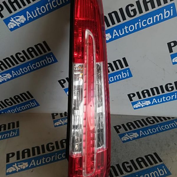 Faro Posteriore Destro Ford C-Max 2007