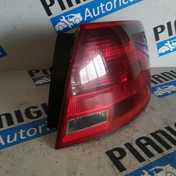 Faro Posteriore Destro Audi A4 SW 2005