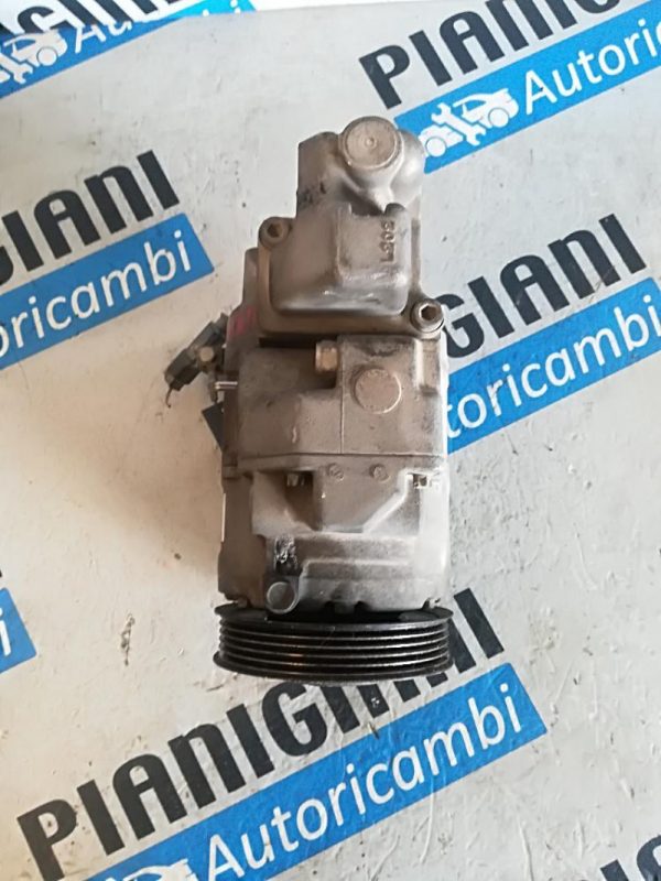 Compressore A/C Mercedes-Benz Vaneo 668914 2002