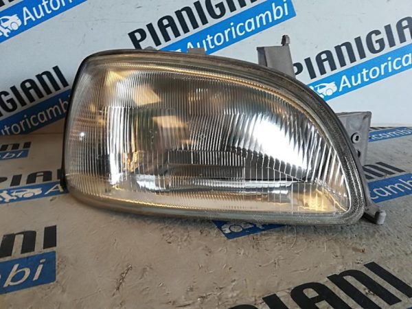 Faro Anteriore Destro Renault Clio 1998