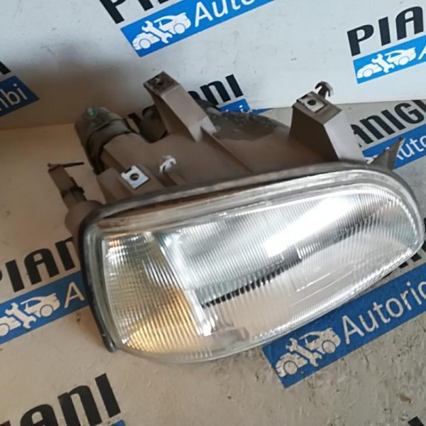 Faro Anteriore Destro Renault Clio 1998