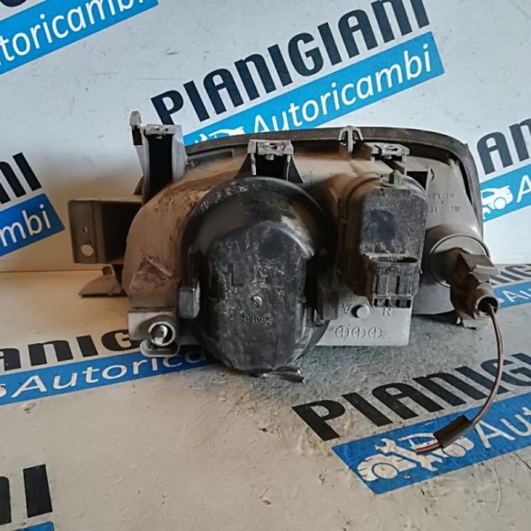 Faro Anteriore Destro Renault Clio 1998