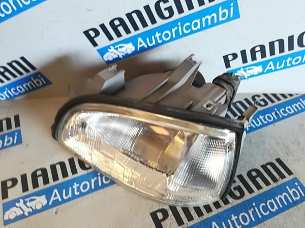 Faro Anteriore Sinistro Renault Clio 1998