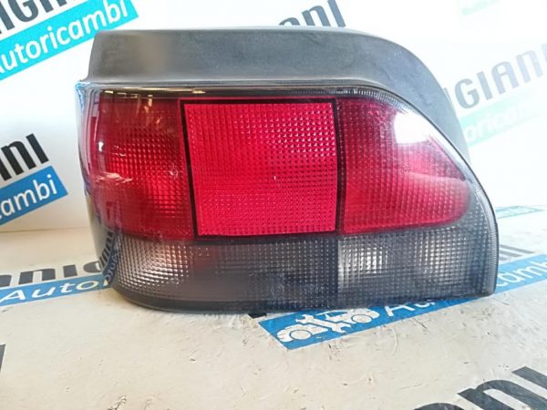 Faro Posteriore Sinistro Renault Clio 1998