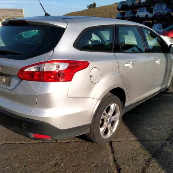 Ford Focus SW Anno 2011 SOLO PER RICAMBI