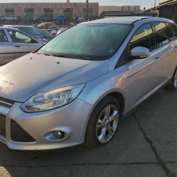 Ford Focus SW Anno 2011 SOLO PER RICAMBI