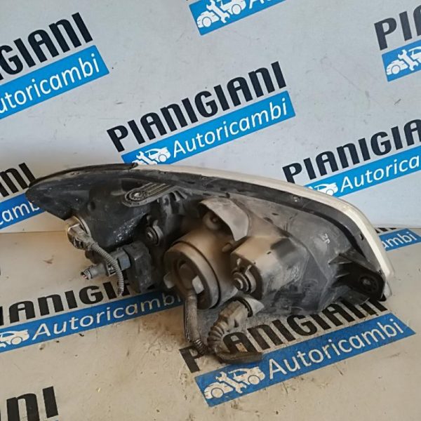 Faro Anteriore Sinistro Hyundai Getz 2004