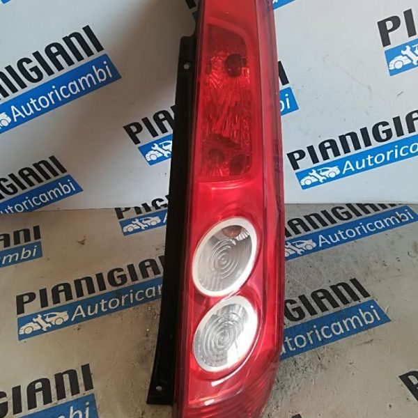 Faro Posteriore Destro Ford Fiesta 2006