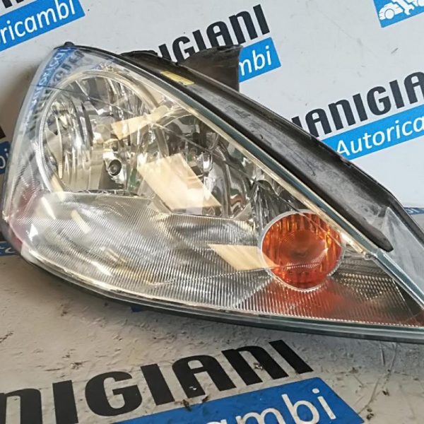 Faro Anteriore Destro Ford Focus 2003